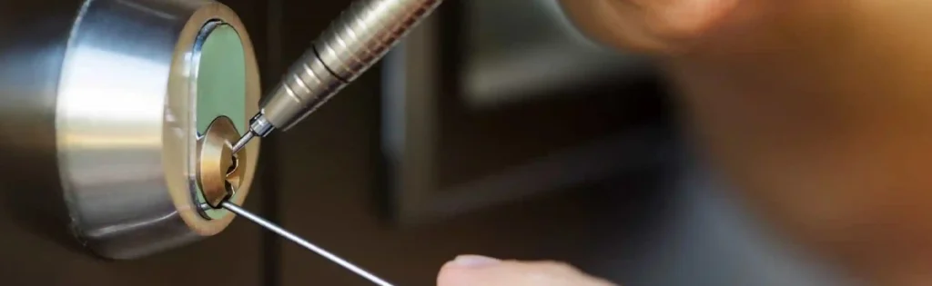 Expert home locksmith offering lock replacement and security upgrades.