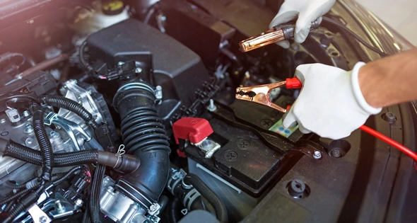 Quick and efficient battery jump start service for stranded drivers.